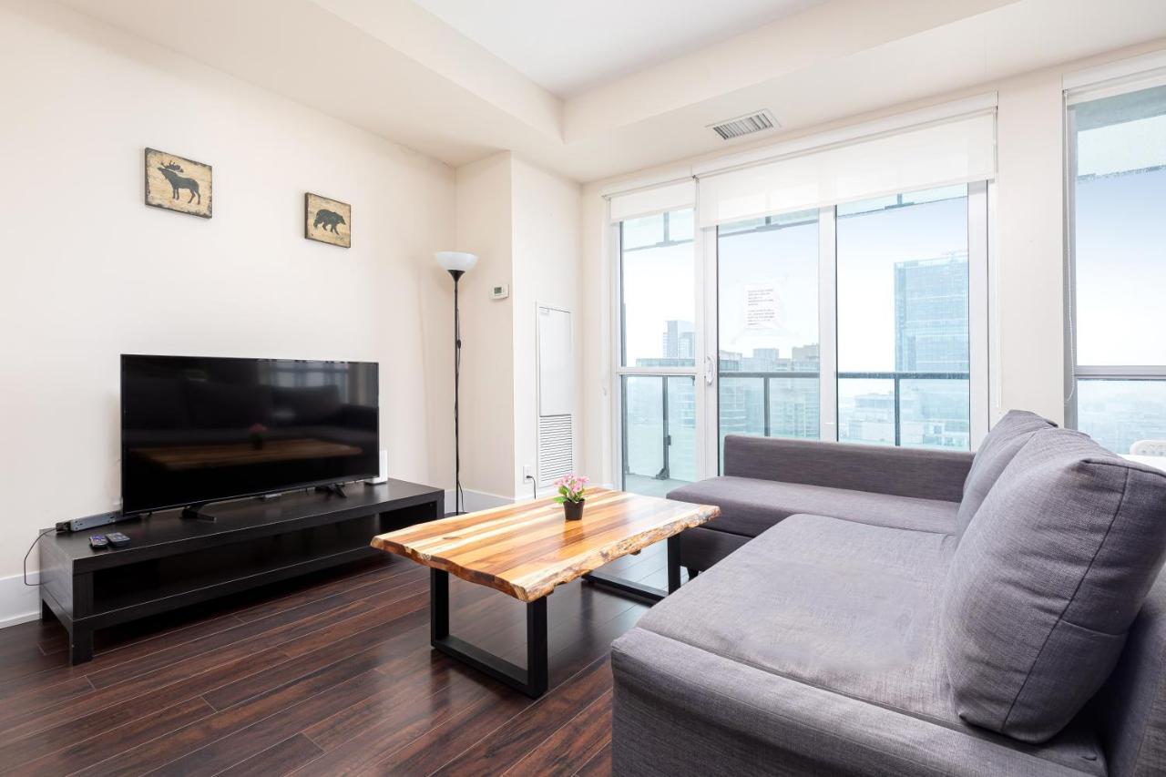 Across From The Cn Tower, Metro Toronto Convention Centre And Rogers Centre In Downtown Toronto Core Apartamento Exterior foto
